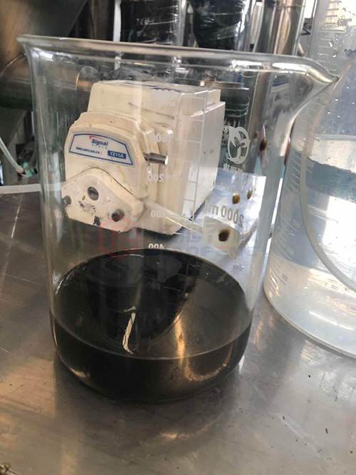 離心噴霧干燥機準(zhǔn)備干燥的物料 離心噴霧干燥機準(zhǔn)備干燥的物料